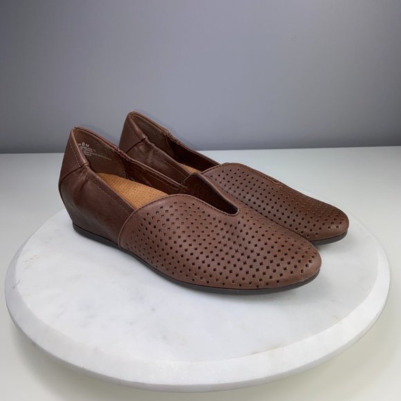 sole bound by baretraps shoes